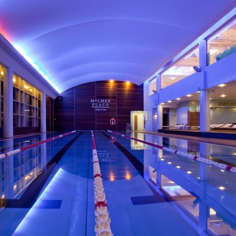 Modern Apartment With Pool Near Golden Terraces Warszawa Exteriör bild